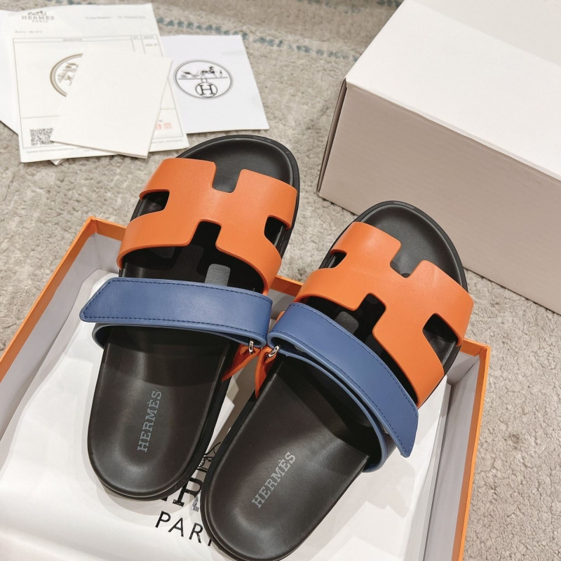 H**mes slippers